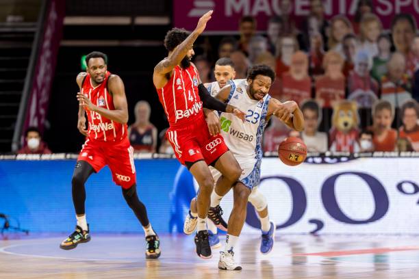 且传球成功 且传球成功