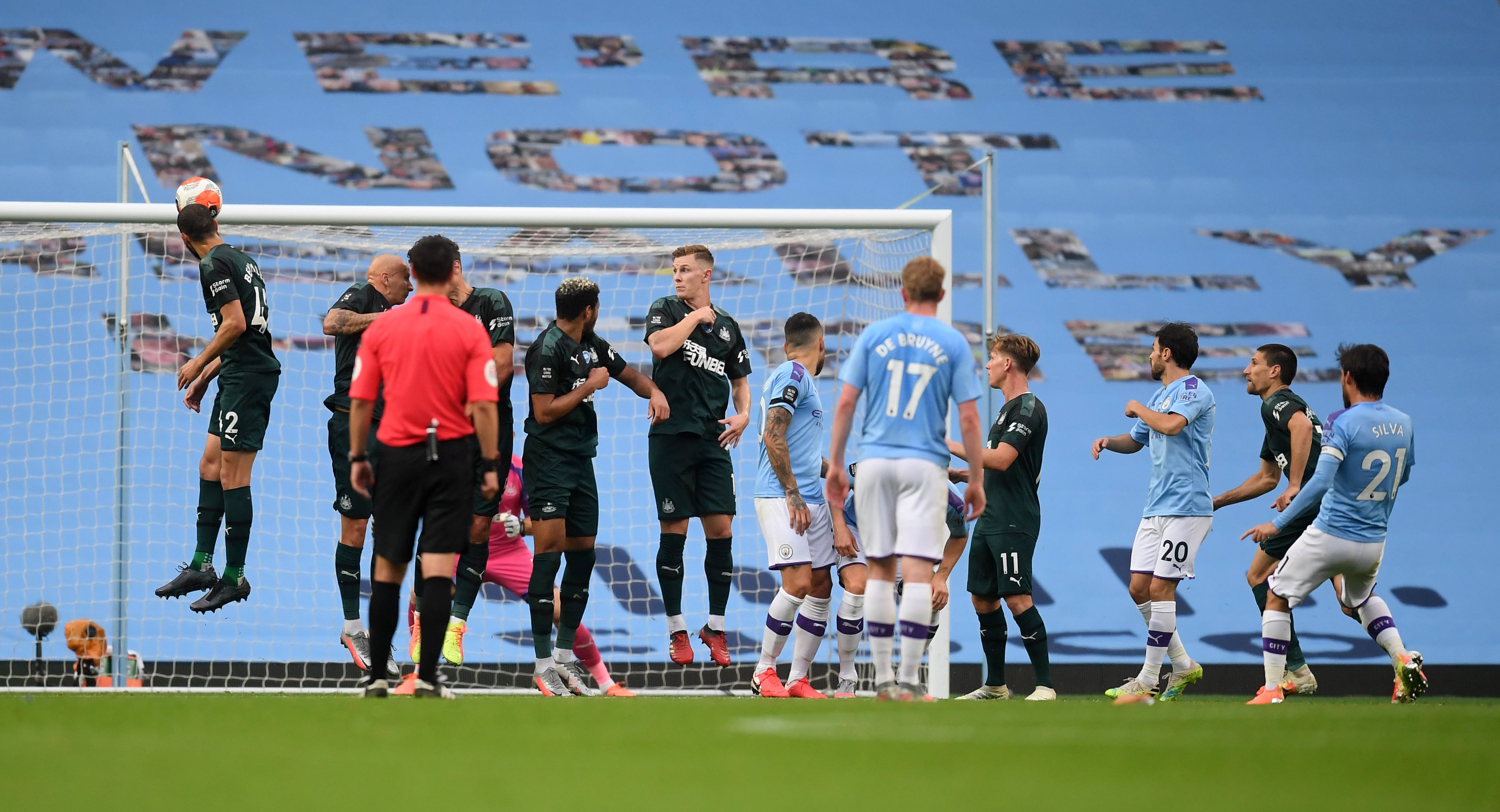 在财务上 在财务上